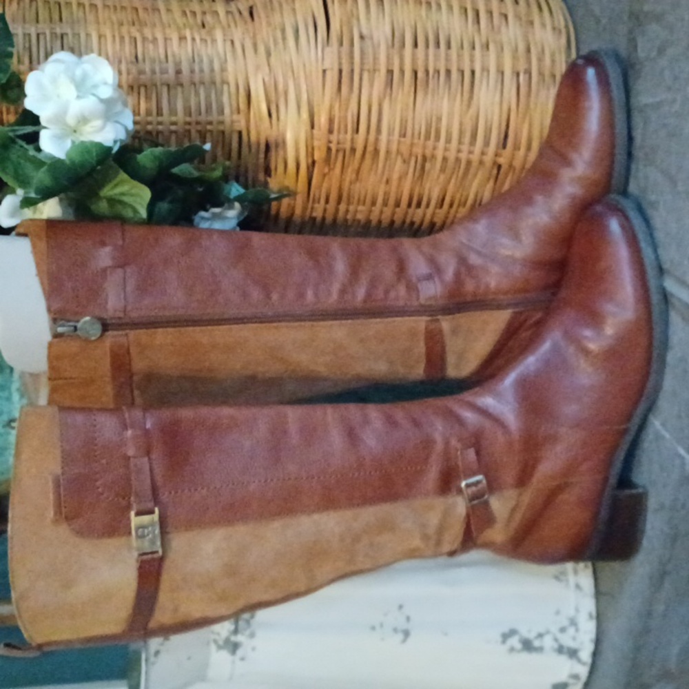 Etienne Aigner Women's Boots Colton Riding